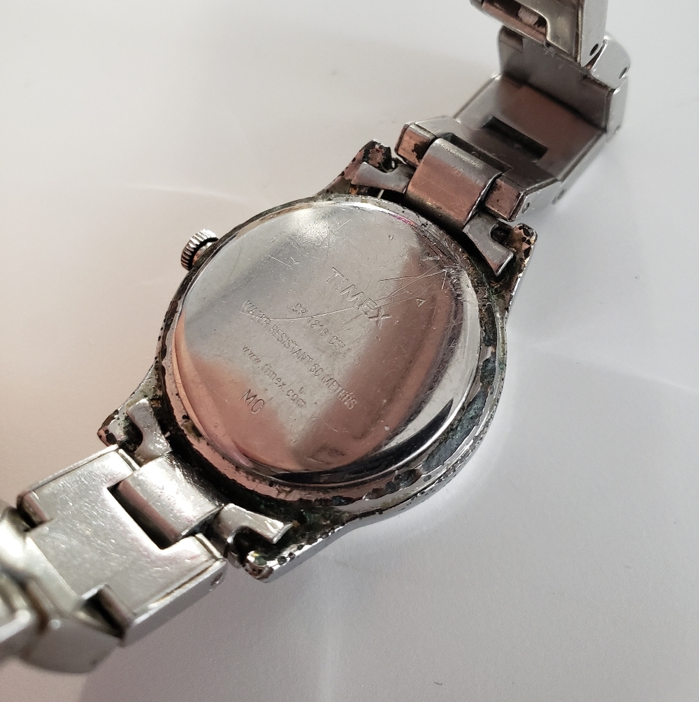 Vintage Timex Indiglo Watch Large Band Womens WR 50M - Picture 4 of 5